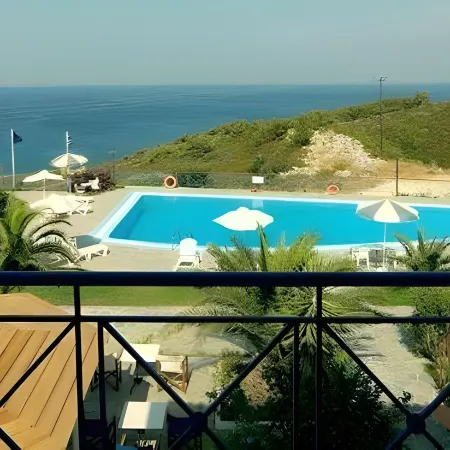 Karras Star Hotel