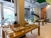 科拉普拉度假村 บ้านเกาะ附近的飯店