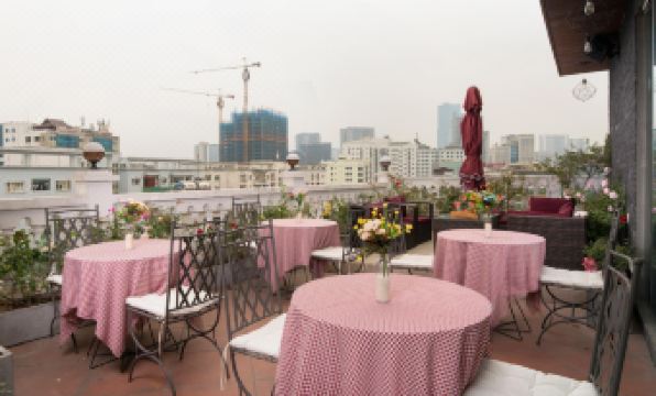 Bao Hung Hotel and Apartment