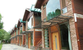 Pei Kong Creek Resort