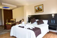 Hotel Versailles Hotels in Pillaro