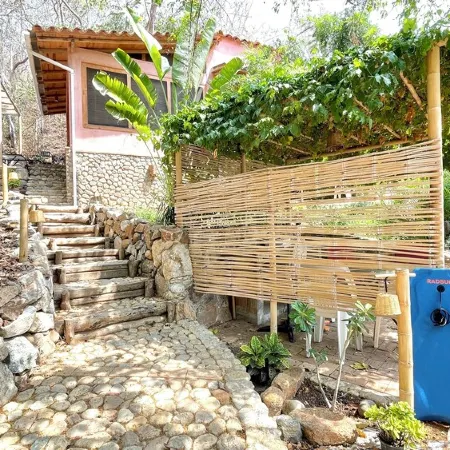 Casa Verde: A Tranquil Mazunte Retreat with AC, Starlink & Prime Location