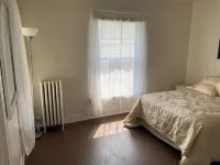 Hamilton House - charming historic home
