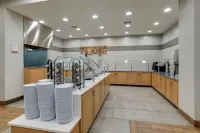 Drury Inn & Suites Dayton North - breakfast