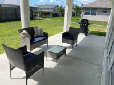 Modern Malibu @ Sebring Hotels in Sebring