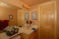 The Writers Nest  -   Perfect Romantic Location BEAT THE HEAT at5 9000 Feet