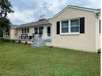 4Br/4BA House w/Yard & Parking/ Near Nashville
