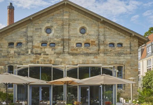 4. H4 호텔 레지..