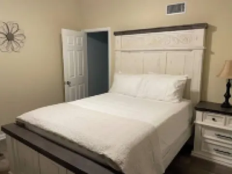 2-bedroom vacation home Hotels in Pointe Coupee Parish