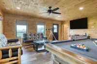 Lions Landing by AvantStay Sleeps 12 Hot Tub Game Room Views Near Pigeon Forge