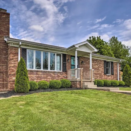 'Blue Moon Cottage' w/ Amazing Views of 5 Counties