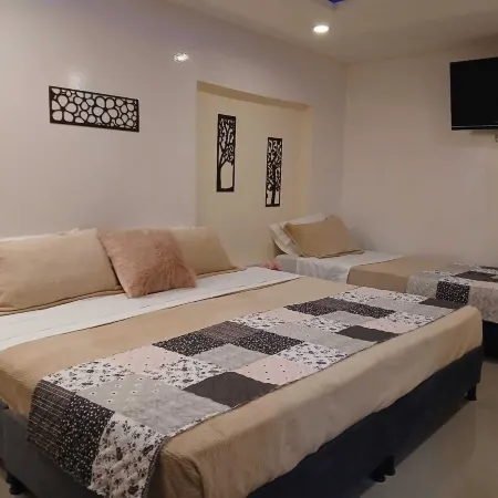 Yashira Boutique Hotel Отели рядом с достопримечательностью «Энгавита»