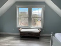 Edgartown cottage in a garden setting.  New and near bike path in Katama