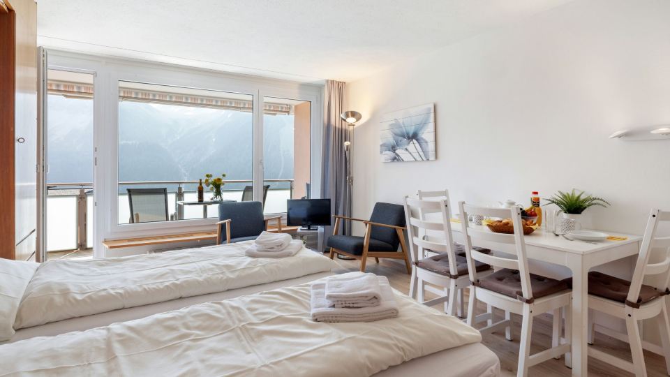 Promenade Apt 109 & Apt 110
