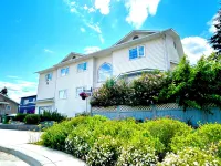 Midnight Sun Inn Hotel di 