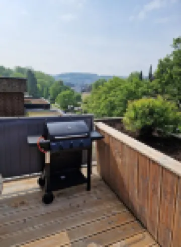 Cozy FEWO, close to the center with a beautiful view of the center