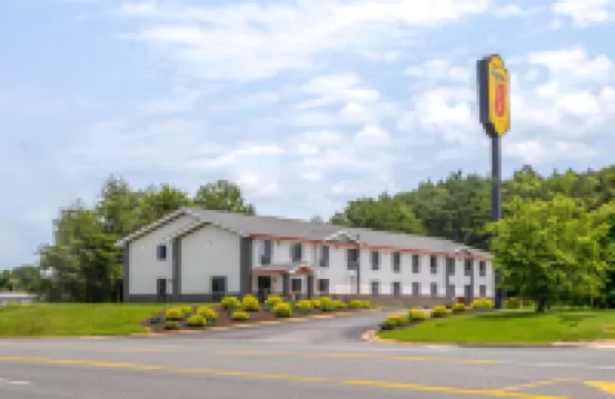 Super 8 by Wyndham Farmville