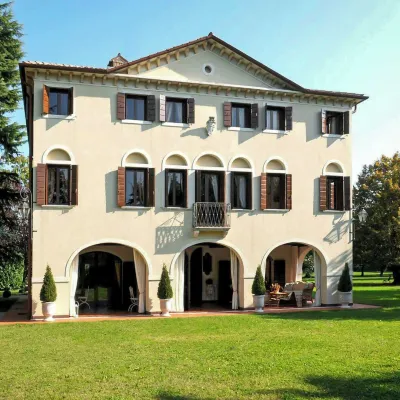 Villa Zane Hotels near Villa Braida
