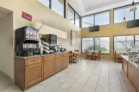 Best Western Plus York Hotel  Conference Center - Desayuno