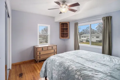 Quiet Parkside Home with Gym & Dedicated Office. Central Location.