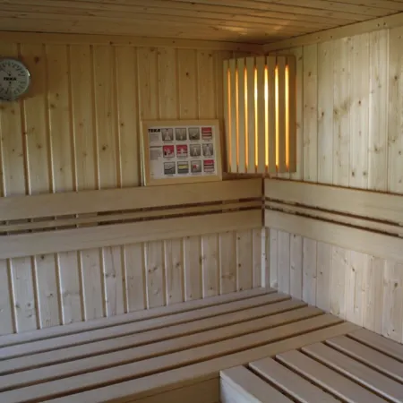Vacation home "Zeitlos": office, sauna, fireplace up to 6 persons - in 350m beach & Bodden