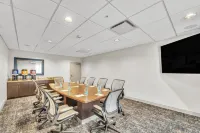 Hampton Inn & Suites by Hilton Kenosha Pleasant Prairie - Wifi