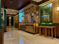 Bona Ventura Hotel & Skybar