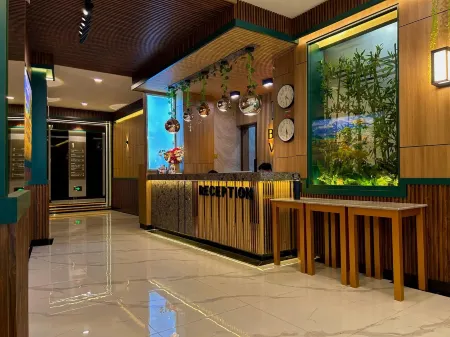 Bona Ventura Hotel & Skybar Отели рядом с достопримечательностью «Mount Bintan»