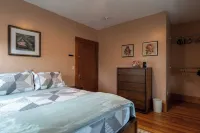 Beechmont - Perfect for Family Retreat! Hotels in Trumbull