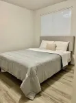 2BR near Tacoma Dome, downtown, restaurants & EQC