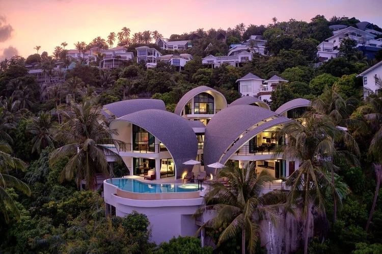 รูปภาพของVILLA THE SPOT luxury villa facing the sea and jungle