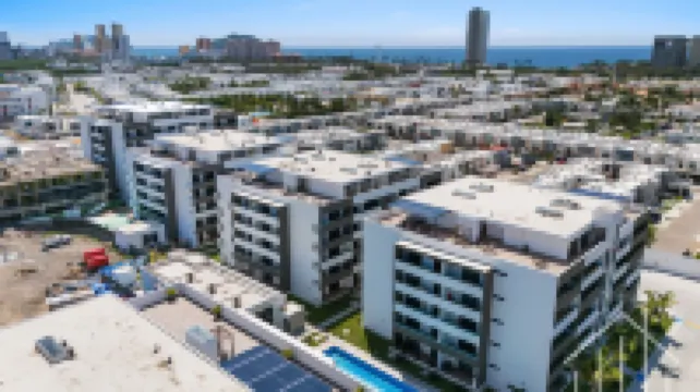 New-Promo-2 Queen Beds-Near Beach-Poolside-Sleep 6