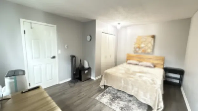 Charming 3-bedroom condo with WiFi and AC in lovely Thunder Bay