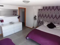 Water Slide, Beer Tap, Games Room, Play Park, 2 Kitchens - Space & Fun!