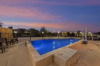 Best Western Green Oak Inn  Suites