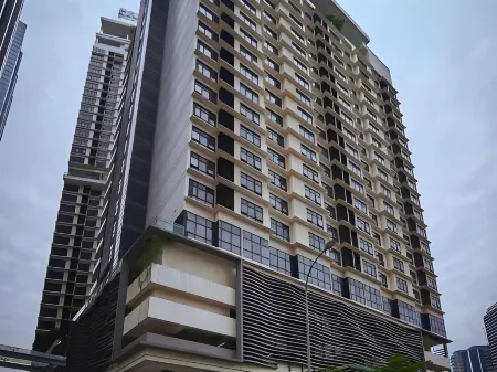 188 Suites by NamaStay