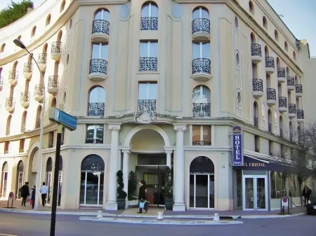 Cristal Hotel & Spa
