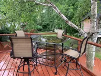 Experience Lakeside Luxury: Your Ultimate Retreat Awaits on Long Lake!