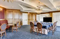 Madison Beach Hotel , Curio a Collection by Hilton Hotel a Madison
