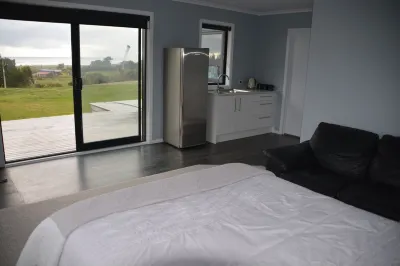 Ocean Views and Sunsets, a Spacious Studio Apartment Hotels in 