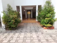 Shalom 1:Luxe1bhkApt/common pool /6minstoUddoBeach