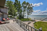 LAKEFRONT HOME w BEACH @ HIGGINS LAKE!