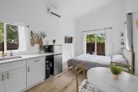 The Tiny Oasis: Luxe Stay with Deck & Private Pool