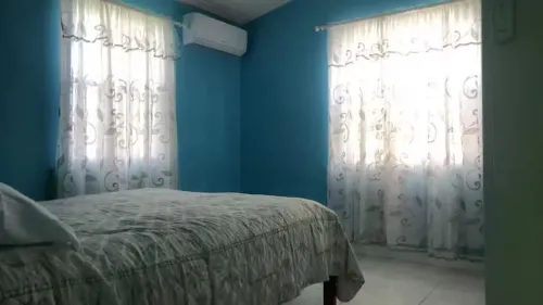 Charming house in terrific Long Bay with AC, WiFi Hotels in Ruby