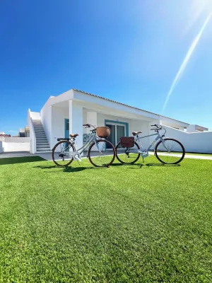 Villa Dolce Vita-new villa with garden 5 minutes from the beach