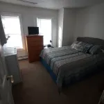 Direct ocean view 4-bed 2 bath  in fabulous Hull with AC,WiFi deck walk to beach Hotels in Hull