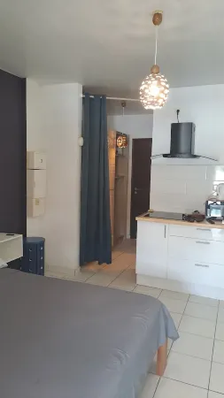 Le Calebassier Charming apartment in a quiet residence.