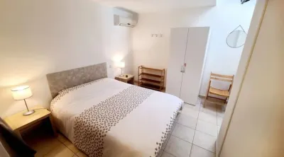 Très bel appartement duplex piscine 6 pers Отели в г. 