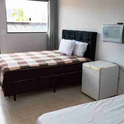 Suíte a 3 Minutos Praia Indaiá - 02 Rooms