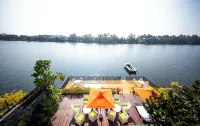 Grand Lotus Bentota - parking
